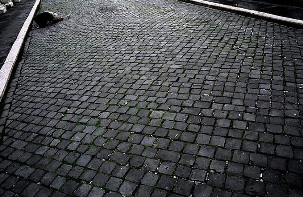S.P.Q.R. Walking in Rome