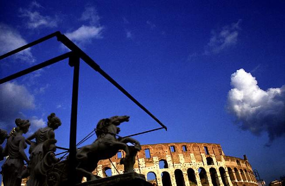 S.P.Q.R. Walking in Rome