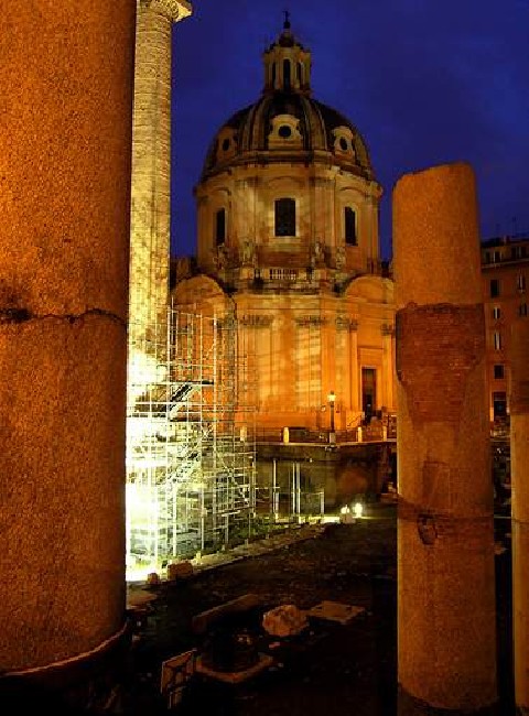 S.P.Q.R. Walking in Rome