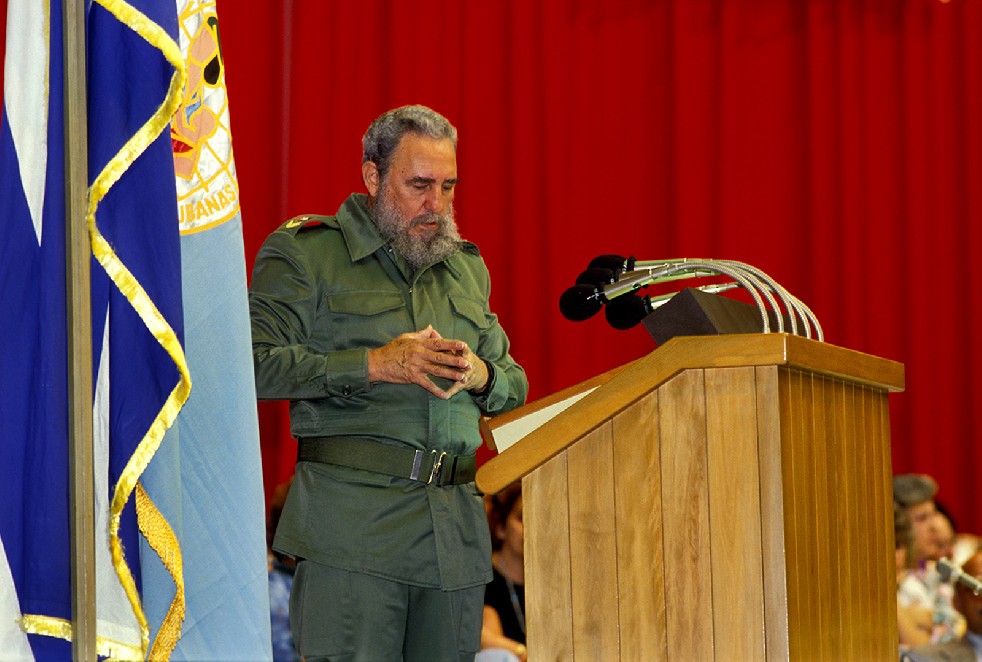 ADIOS !  Comandante Fidel