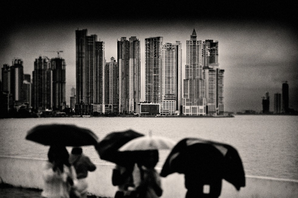 Panama, The Country Between 