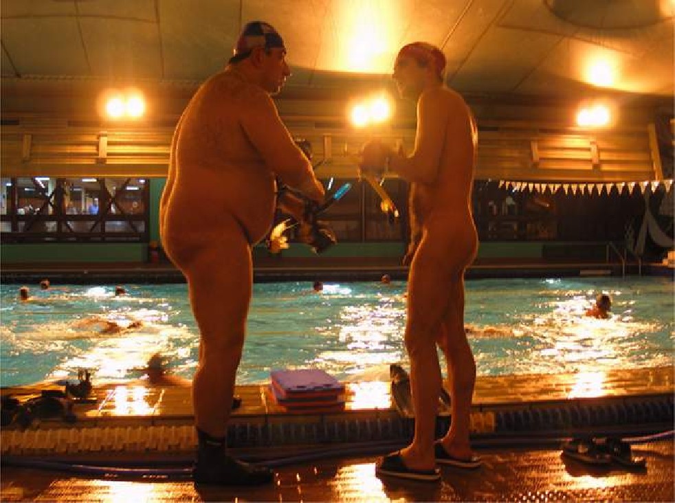Naturism in Paris 